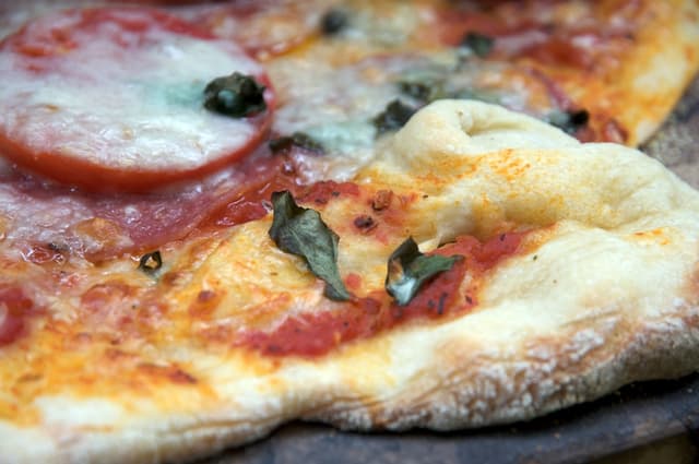 Ζύμη για βάση πίτσας